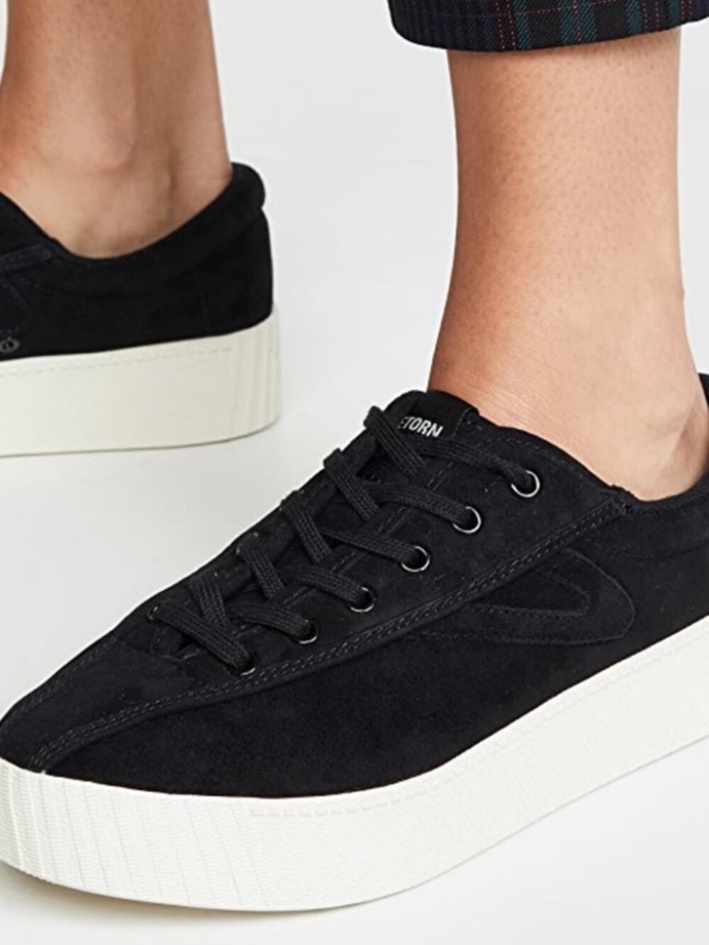 Tretorn Nylite Plus Bold Black Suede Platform Sneakers 8.5 Monochromatic Retro
